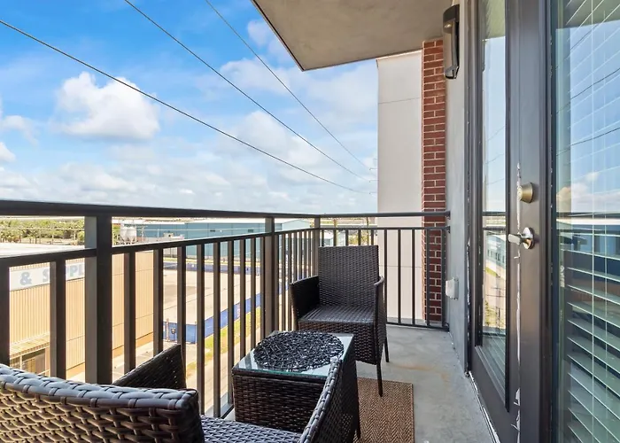 Luxury Condo In Ybor City Tampa W/Pool Access