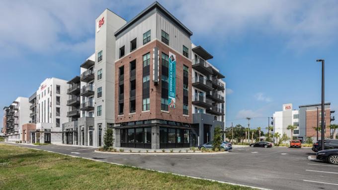 Luxury In Ybor W/pool Access Apartment *